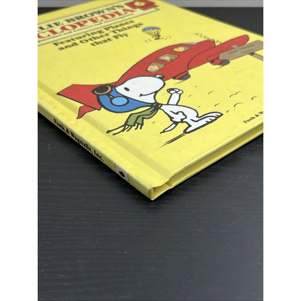 Charlie Brown's Cyclopedia Volume 6 Planes and Flying Things Vintage 1980